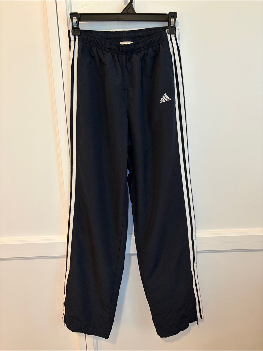 adidas Women’s Navy Blue Track or Tennis Pants with White Side Stripes size Sm